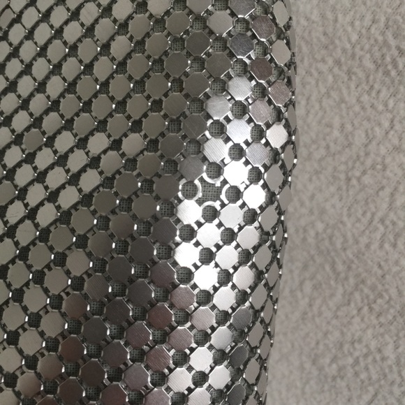 Small Silver Metal Chain Mail Mesh Purse - Picture 2 of 4